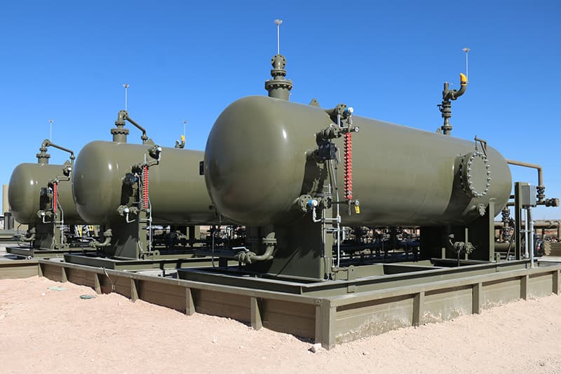 Three horizontal separators undergoing performance testing to ensure the effective separation of liquids, gases, and/or sand from process streams. Three horizontal separators undergoing performance testing to ensure the effective separation of liquids, gases, and/or sand from process streams.